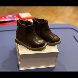 Baby boy boots size-4